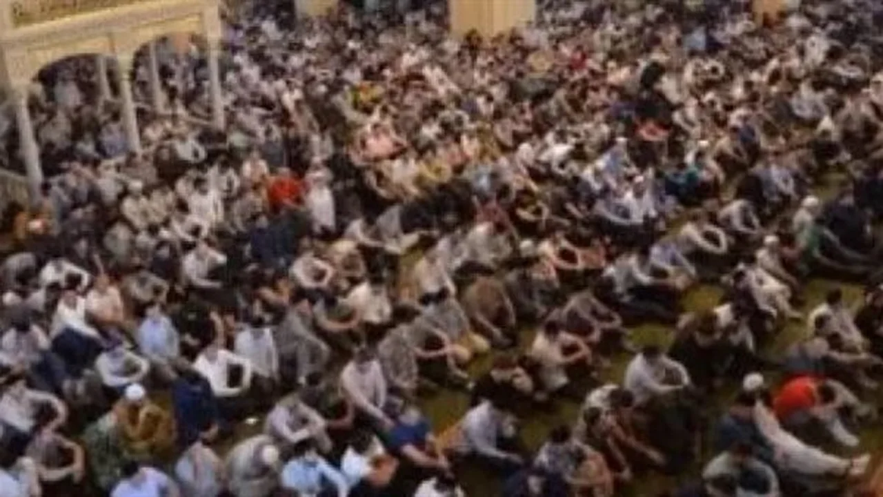 قبل رمضان 1447هـ.. ضوابط جديدة للمشاركة في إمامة صلاة التهجد بالمساجد الكبرى